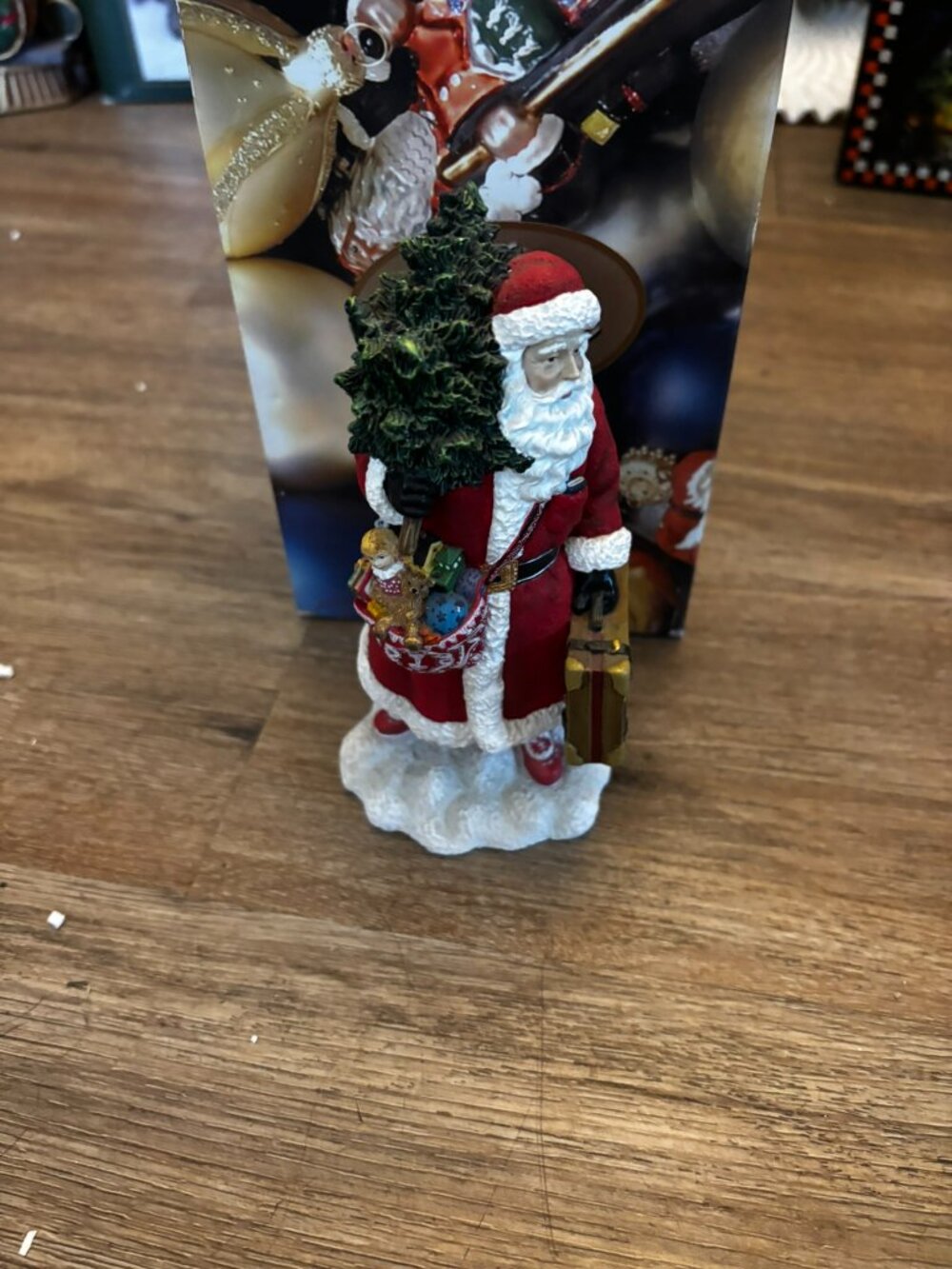 Pipka Prizm Santa on The Go figurine MIB